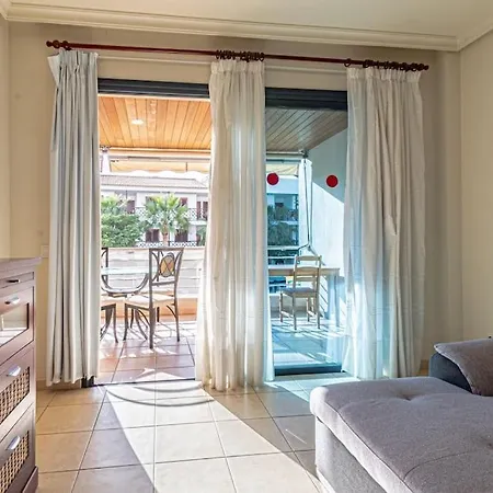 Large Terrace Apt With Pool アパート プエルト・デ・サンティアゴ
