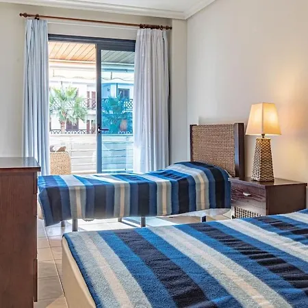 アパート Large Terrace Apt With Pool プエルト・デ・サンティアゴ